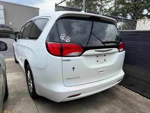 2017 Chrysler Pacifica Touring