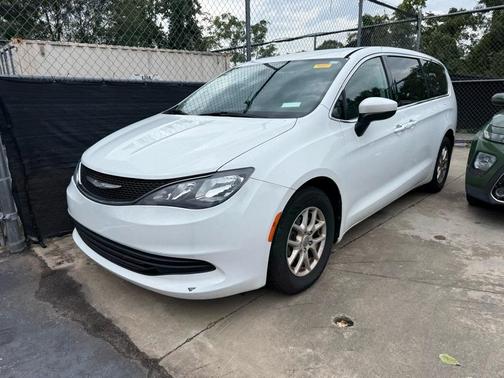2017 Chrysler Pacifica Touring