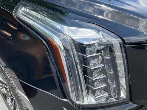 2018 Cadillac Escalade Premium Luxury