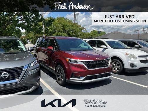 2024 Kia Carnival EX