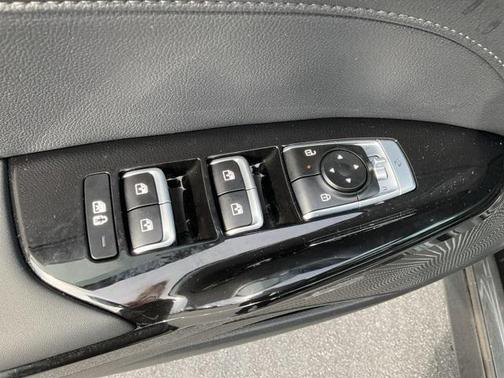 2025 Kia K5 EX