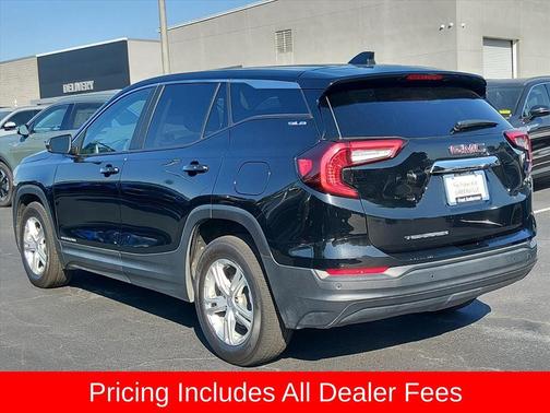 Ebony Twilight Metallic 2022 GMC Terrain SLE