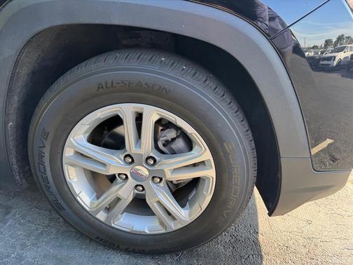 Ebony Twilight Metallic 2022 GMC Terrain SLE