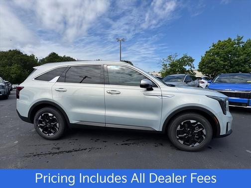 Ivory Silver 2026 Kia Sorento S