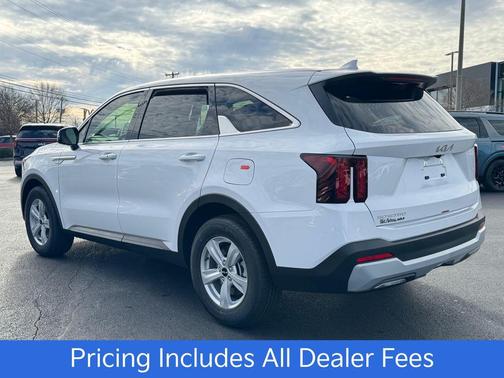 Glacial White Pearl 2026 Kia Sorento LX