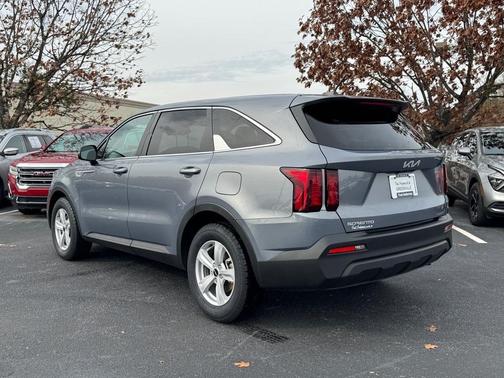 2023 Kia Sorento LX