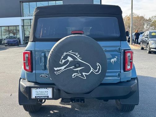 2022 Ford Bronco Outer Banks