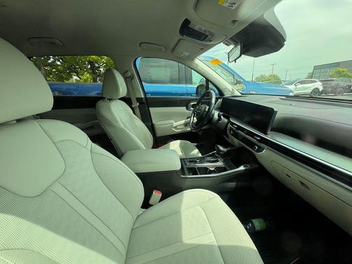 Midnight Lake Blue 2024 Kia Sorento S