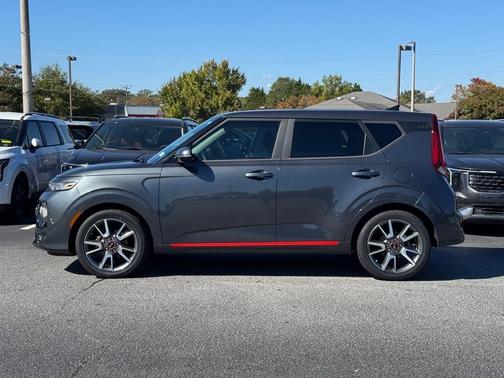 2021 Kia Soul GT-Line