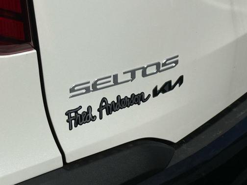 2026 Kia Seltos SX