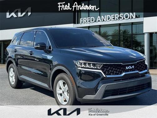 2022 Kia Sorento LX