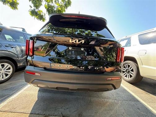 2022 Kia Sorento LX