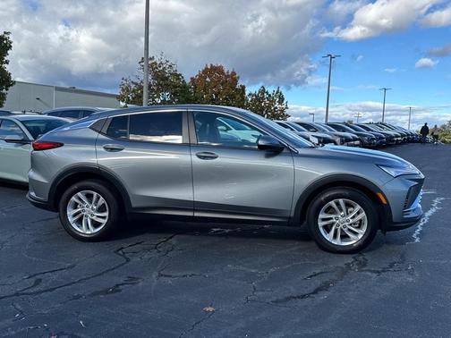 2024 Buick Envista Preferred FWD