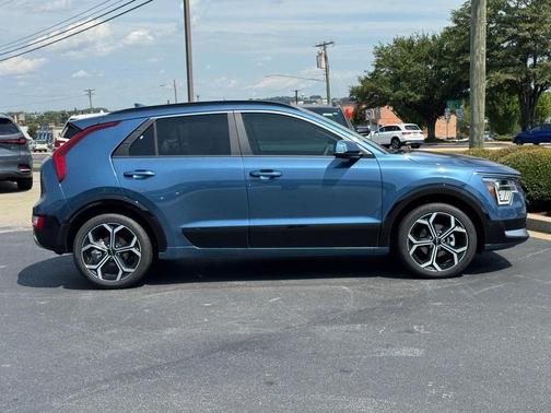 2025 Kia Niro Touring