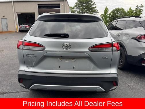 Sonic Silver 2022 Toyota Corolla Cross XLE