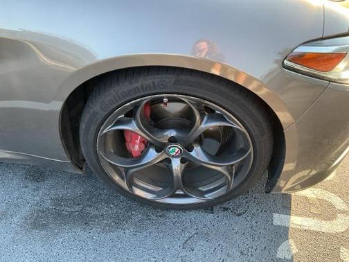 2019 Alfa Romeo Giulia Ti Sport