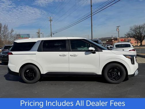 Snow White Pearl 2026 Kia Carnival LXS