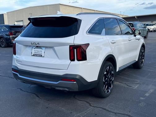 Glacial White Pearl 2025 Kia Sorento SX