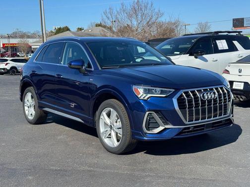 2023 Audi Q3 45 S line Premium Plus