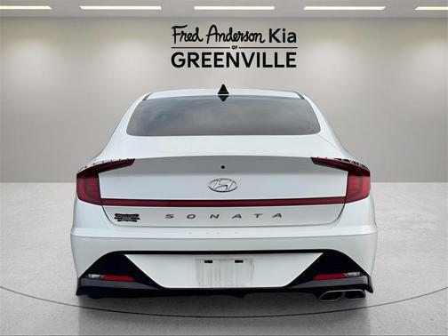 2022 Hyundai SONATA SEL