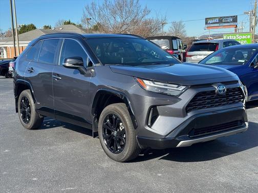 2024 Toyota RAV4 Hybrid SE