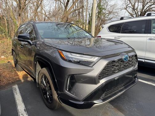 2024 Toyota RAV4 Hybrid SE