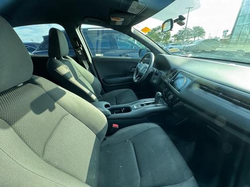 2022 Honda HR-V 2WD Sport