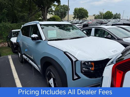 Frost Blue 2027 Kia Seltos EX