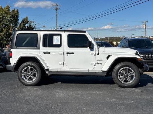 2022 Jeep Wrangler Unlimited Sahara