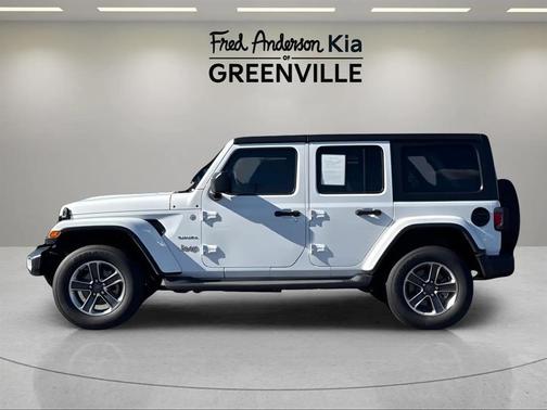 2022 Jeep Wrangler Unlimited Sahara