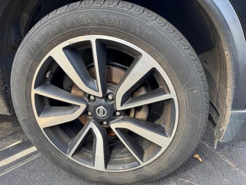 2019 Nissan Rogue SL