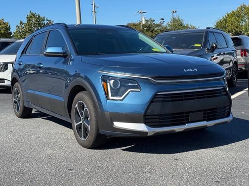 2025 Kia Niro EX