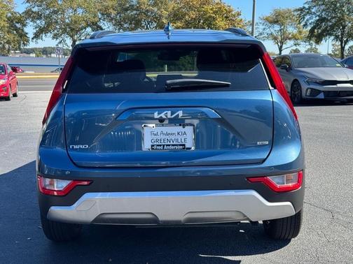 2025 Kia Niro EX