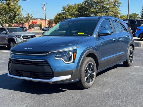 2025 Kia Niro EX