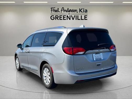 2019 Chrysler Pacifica Touring L