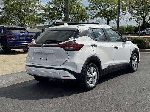Fresh Powder 2022 Nissan Kicks S