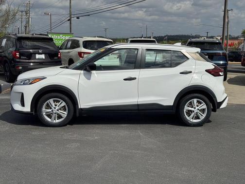 Fresh Powder 2022 Nissan Kicks S