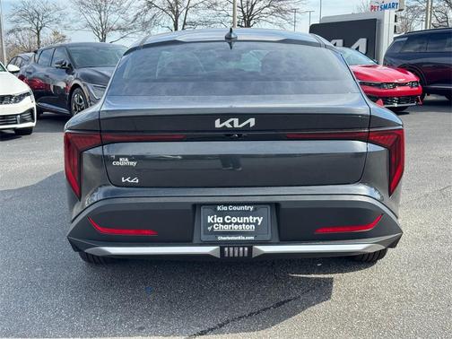 2026 Kia K4 LX