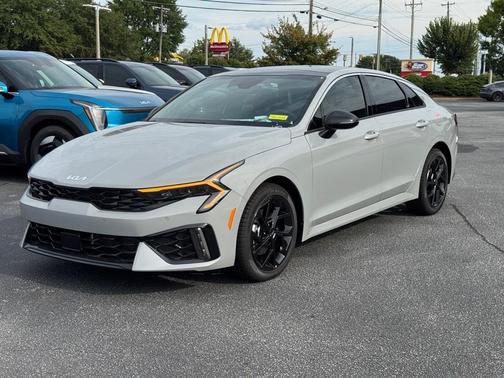 2026 Kia K5 GT-Line
