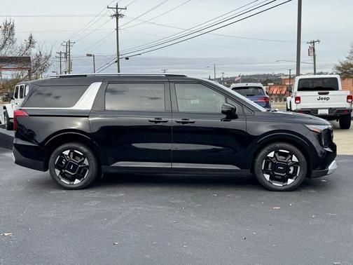 2025 Kia Carnival EX