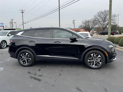 2025 Kia Sportage EX