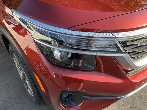2021 Kia Seltos S