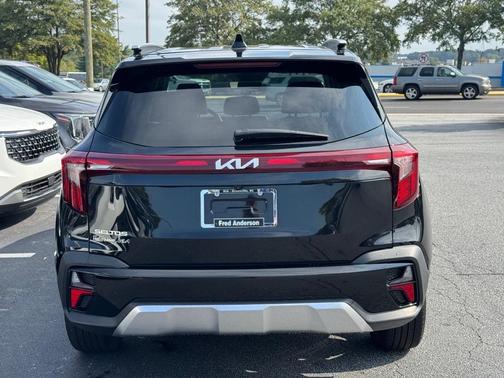 2024 Kia Seltos EX