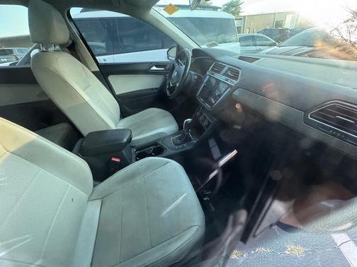 2019 Volkswagen Tiguan 2.0T SEL