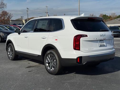 2025 Kia Telluride LX