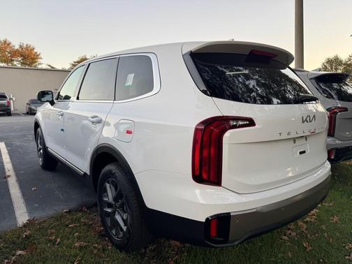 2025 Kia Telluride LX
