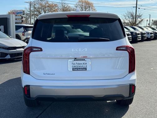 2025 Kia Telluride LX