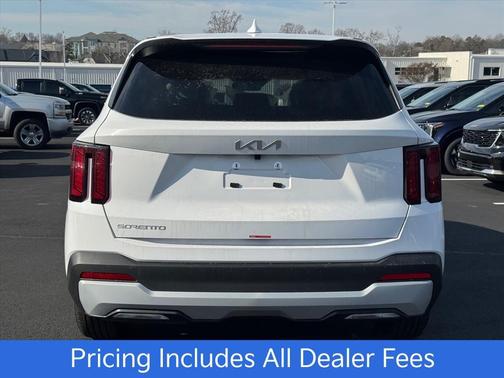 Glacial White Pearl 2026 Kia Sorento LX