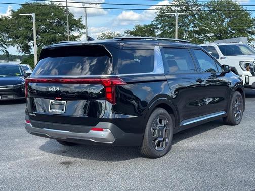 2026 Kia Carnival SX