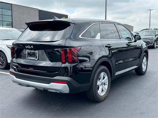 2025 Kia Sorento LX